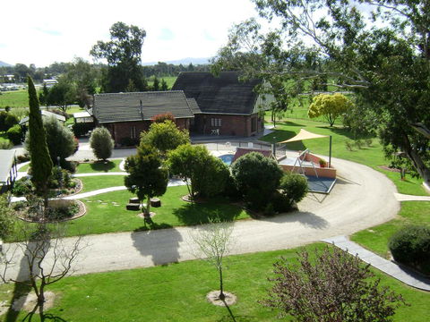 Greenvale Holiday Units - C Tourism 20