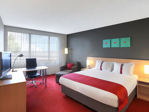 Holiday Inn Melbourne Airport, An IHG Hotel - C Tourism 1