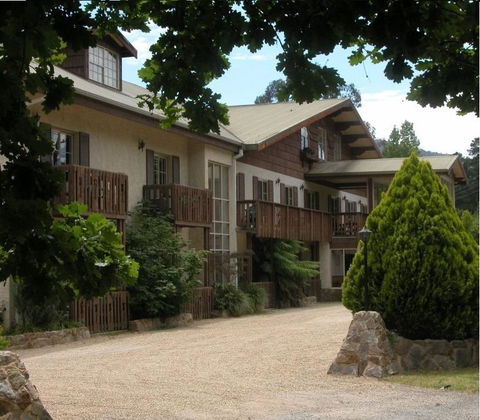 Bright Chalet - C Tourism 1