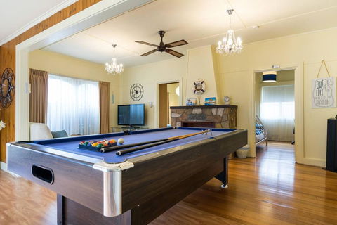 Nautique Beach House - C Tourism 4