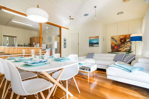 Nautique Beach House - C Tourism 1