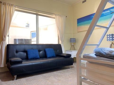 Nautique Beach House - C Tourism 10