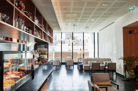 Novotel Melbourne Central - C Tourism 30