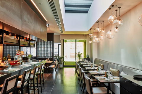 Novotel Melbourne Central - C Tourism 21