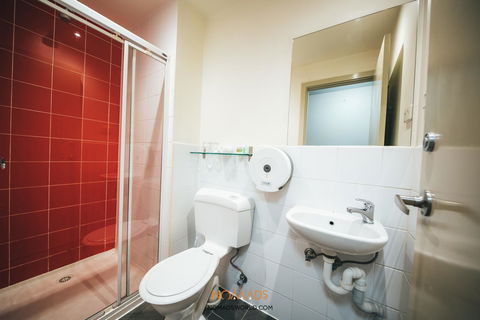 Nomads Melbourne Backpackers - C Tourism 17