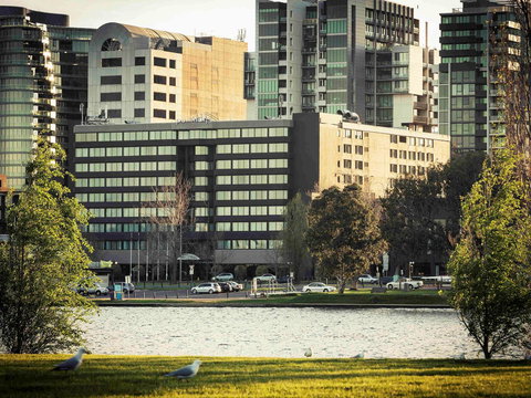 Mercure Melbourne Albert Park - C Tourism 0