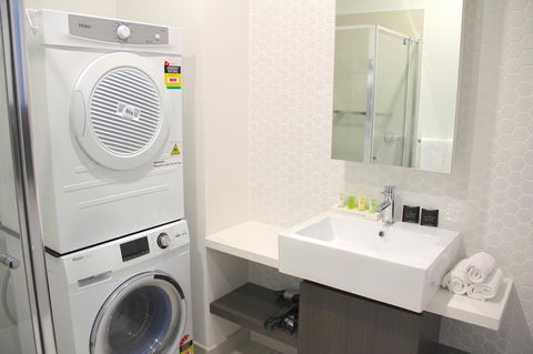 Whitehorse Apartments Hotel - C Tourism 19