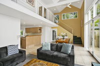 Book Ocean Grove Accommodation Vacations C Tourism C Tourism