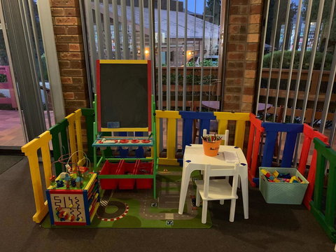 Mountain Creek Motel Bar & Restaurant - C Tourism 11