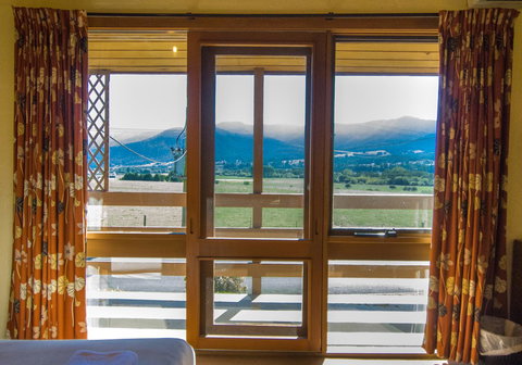 Mountain Creek Motel Bar & Restaurant - C Tourism 43