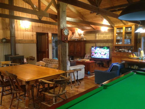 Mud Hollow Barn - C Tourism 7