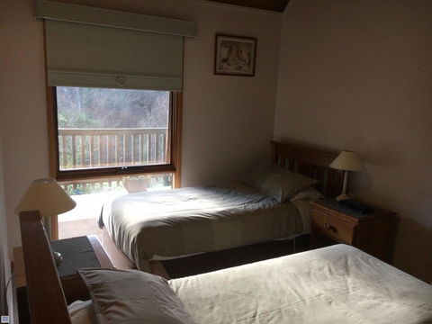 Shady Brook Cottages - C Tourism 19