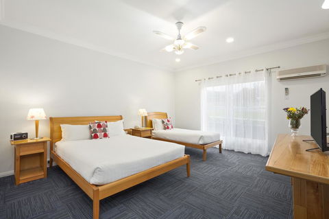 The International Motel Apollo Bay - C Tourism 32