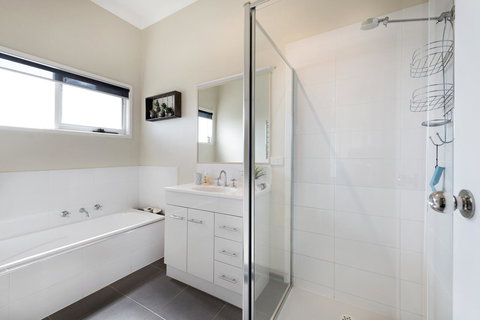 Beachside House - C Tourism 18