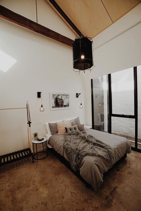 THE WAREHOUSE APARTMENTS - C Tourism 12