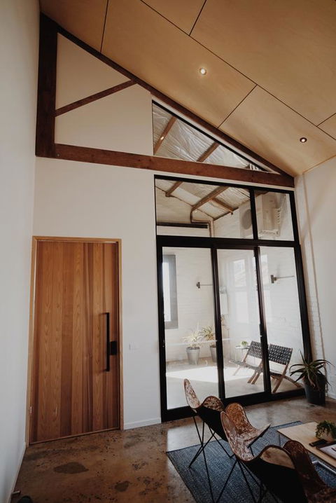 THE WAREHOUSE APARTMENTS - C Tourism 15