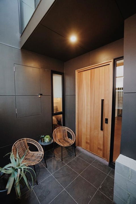 THE WAREHOUSE APARTMENTS - C Tourism 5