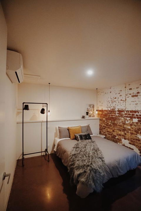 THE WAREHOUSE APARTMENTS - C Tourism 6