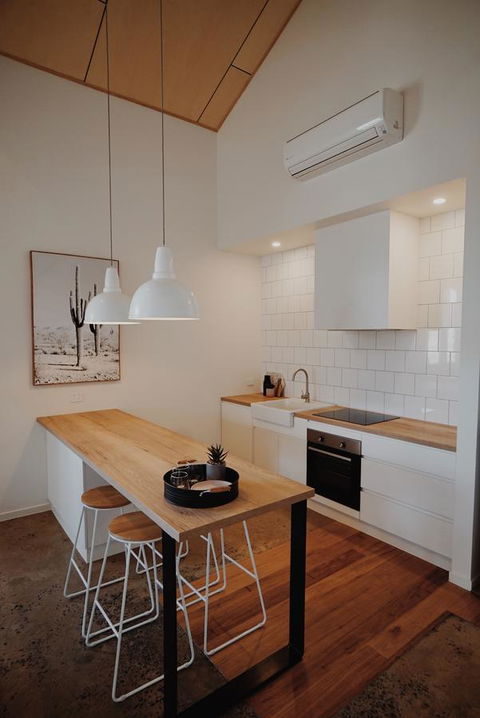 THE WAREHOUSE APARTMENTS - C Tourism 16