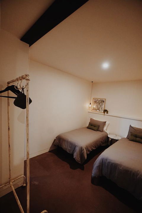 THE WAREHOUSE APARTMENTS - C Tourism 9
