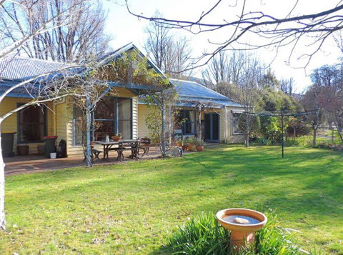 The Orchard House - C Tourism 25