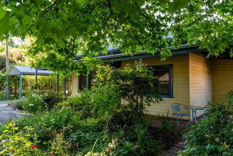 The Orchard House - C Tourism 0