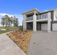 Bunya By The Sea - C Tourism