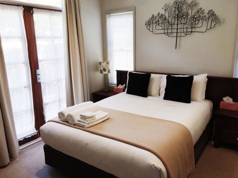 Luxury Abalina Cottages - C Tourism 3