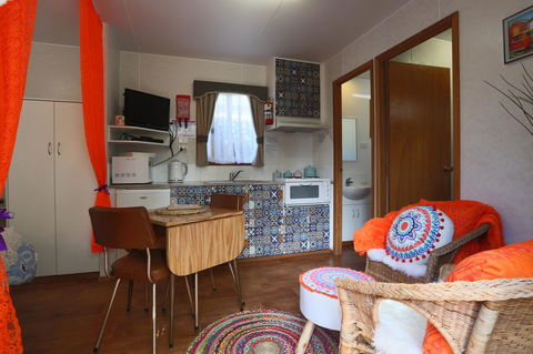 Kanasta Caravan Park - C Tourism 40