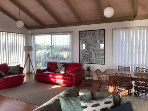 Sunsets On Martyrs Luxury Coastal Beach House Peterborough - C Tourism 11