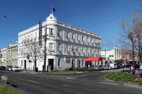 Middle Park Hotel - C Tourism 7