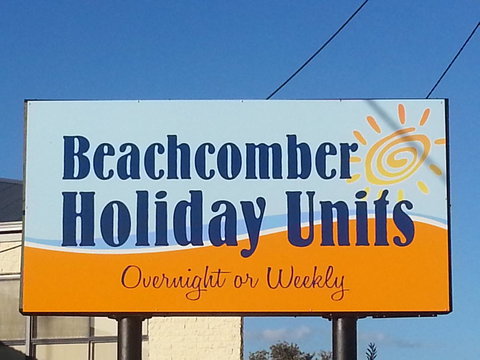 Beachcomber Holiday Units - C Tourism 0