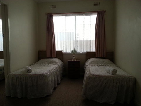 Beachcomber Holiday Units - C Tourism 28