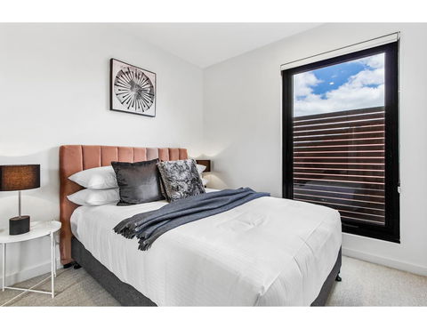 Boutique Apartment In Quiet, Sought-after Suburb - C Tourism 13