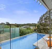 Lansdowne Villa - with swimming pool - C Tourism