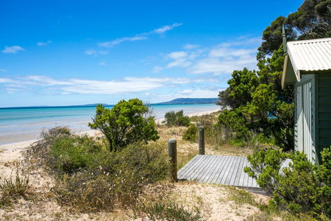 Cute Cottage On Cain - Beach At End Of Street - C Tourism 20