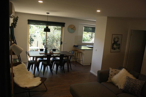 4 Autumn Grove - C Tourism 13
