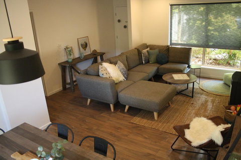 4 Autumn Grove - C Tourism 4