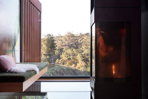 Clifftop At Hepburn - C Tourism 1