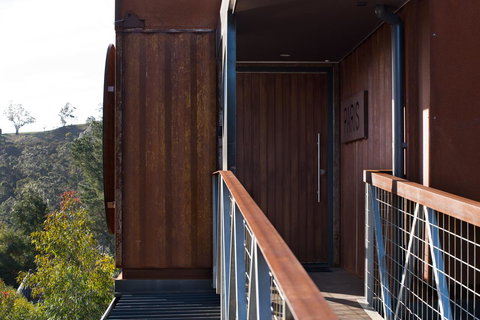 Clifftop At Hepburn - C Tourism 6