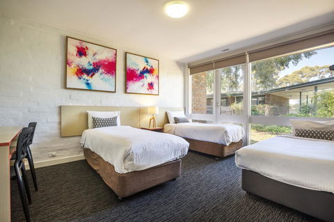 Burvale Hotel - C Tourism 4