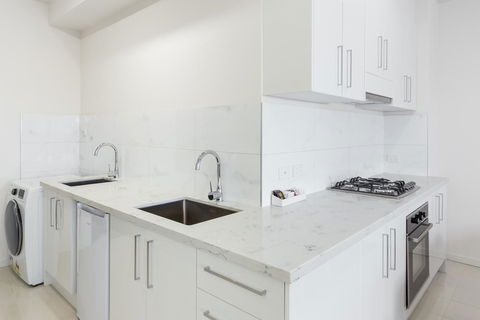 City Edge Dandenong Apartment Hotel - C Tourism 11