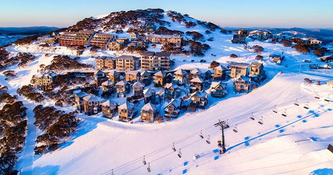 FOUNTAINS 3, Mount Hotham - C Tourism 18
