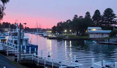 The Waterfront Apartment - C Tourism 15