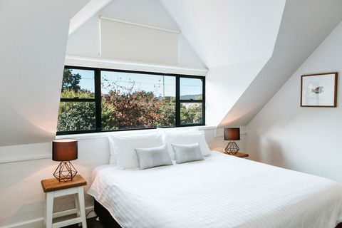 The Berry Inn - C Tourism 0
