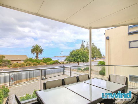 The Block Views Apartments Victor Harbor - C Tourism 3