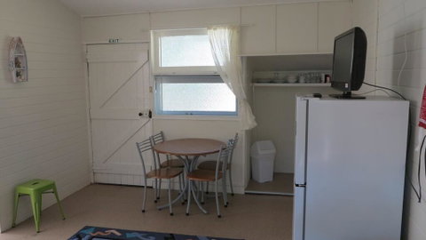 The Captain's Manor On Cook Unit 4 - C Tourism 3