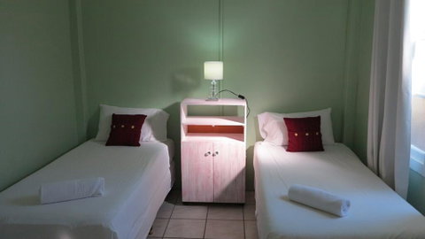 The Captain's Manor On Cook Unit 9 - C Tourism 1