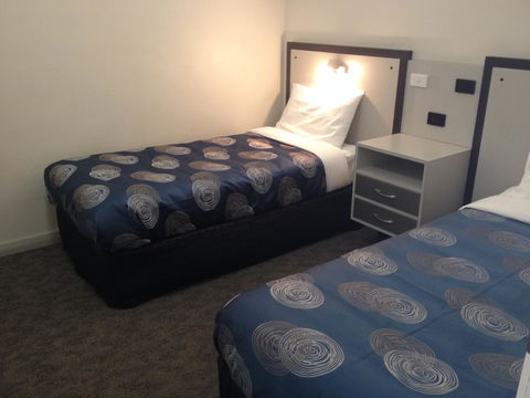 The Central Hotel Motel Lakes Entrance - C Tourism 2