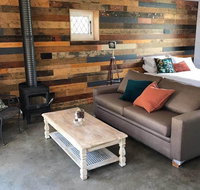 The Cottage - 58 Acre Farm Stay at Hanging Rock - C Tourism